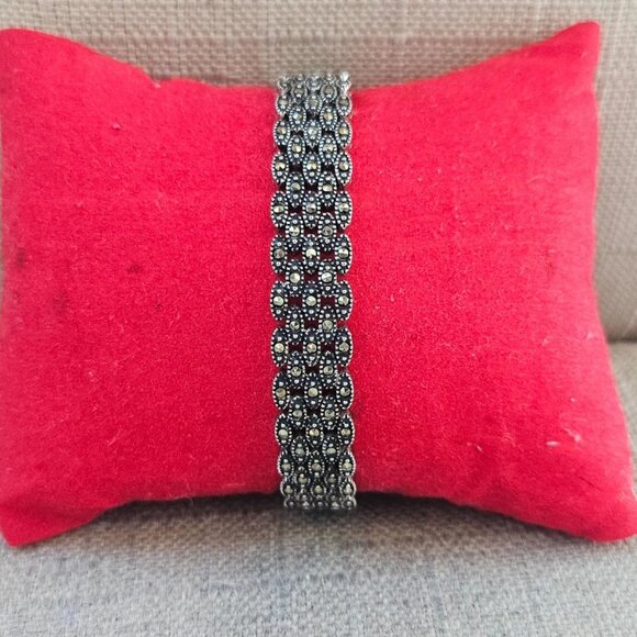 Elgin Bracelet Black Tone Chain Wristband Gold Tone small crystal Accent Sz 6.5 - Picture 2 of 10